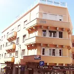 Penzion Sweet Close To Famous Avenue Liberty