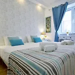 Sweet Close To Famous Avenue Liberty Penzion