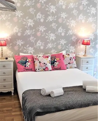 Sweet Close To Famous Avenue Liberty 3*