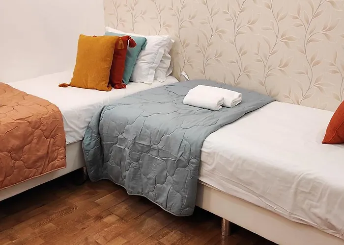 Sweet Close To Famous Avenue Liberty Pensjonat 3*