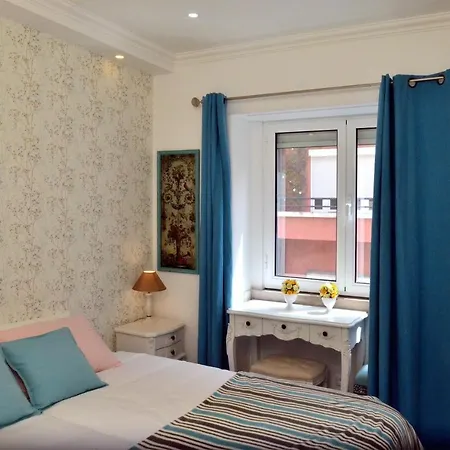 Sweet Suites Guesthouse Close To Famous Avenue Liberty Pensionat