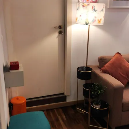 Sweet Close To Famous Avenue Liberty ゲストハウス