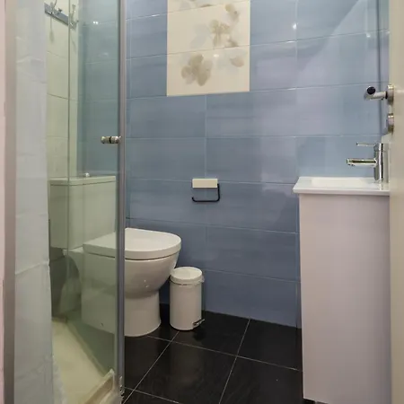 Sweet Suites Guesthouse Close To Famous Avenue Liberty 3* Lisboa