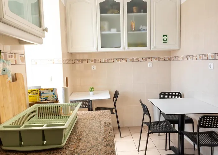 Sweet Close To Famous Avenue Liberty بيت ضيافة 3*